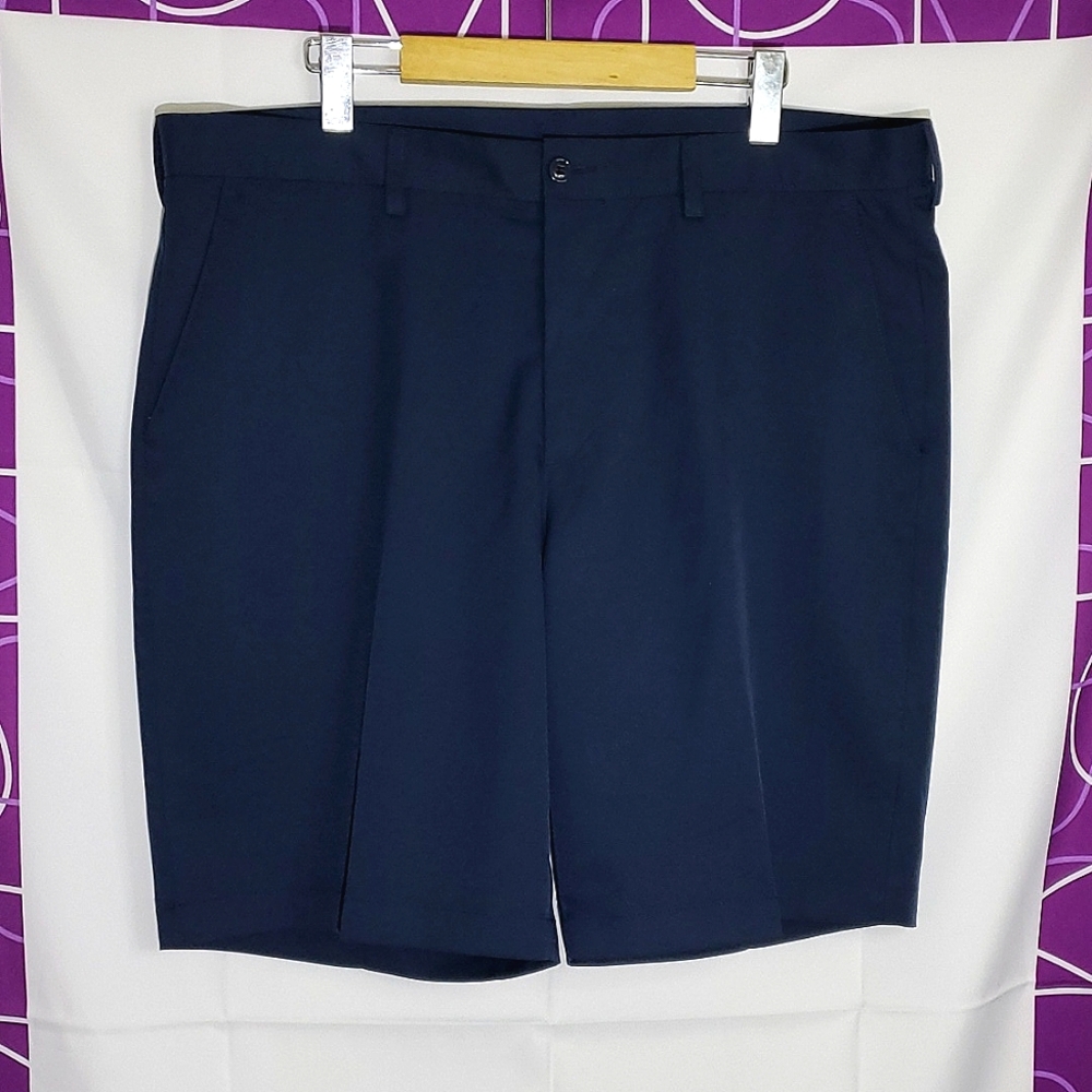 Haggar Clothing Navy Blue Men's Shorts - Sz 38